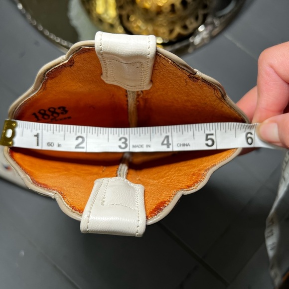 Lucchese Vintage  Floral Embroidered Cream Boots Size 7 - Picture 10 of 10